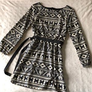 Black and cream/tan, long sleeve dress (size L)